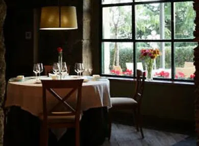 Castell De L'oliver Hotel Mataró