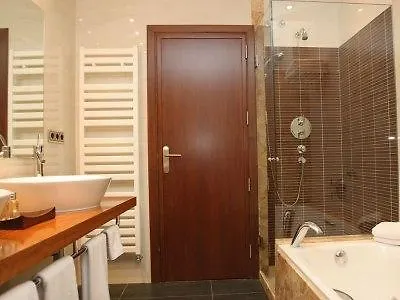 Hotell Castell De L'oliver