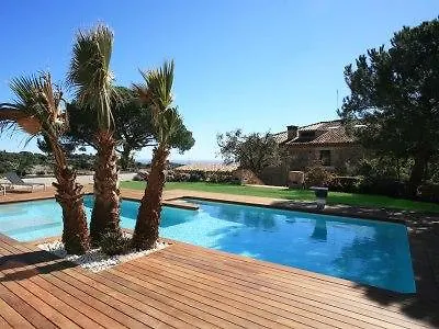Castell De L'oliver Hotel