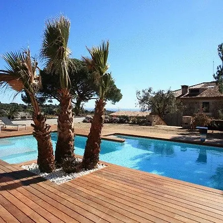 Castell De L'oliver Hotell