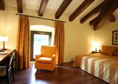 Hotel Castell De L'oliver 4*