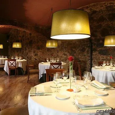 Castell De L'oliver Hotel Mataró