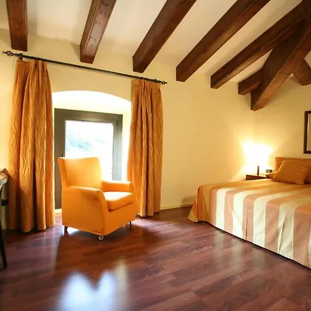 Castell De L'oliver Hotel