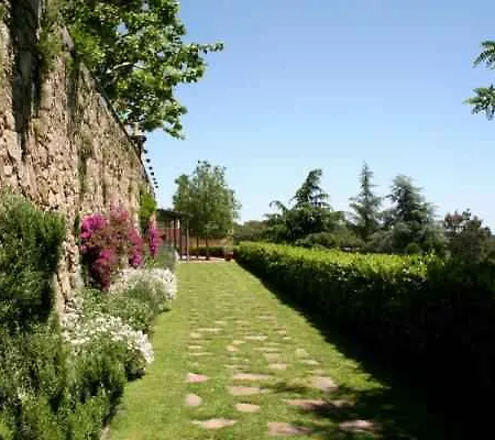 Hotel Castell De L'oliver