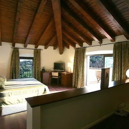 Castell De L'oliver 4* מטארו
