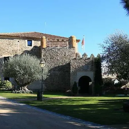 Castell De L'oliver 4* מטארו