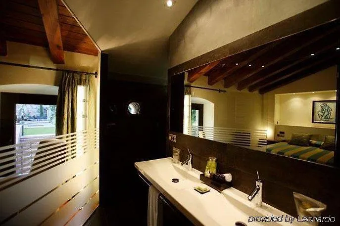Castell De L'oliver Hotel 4*