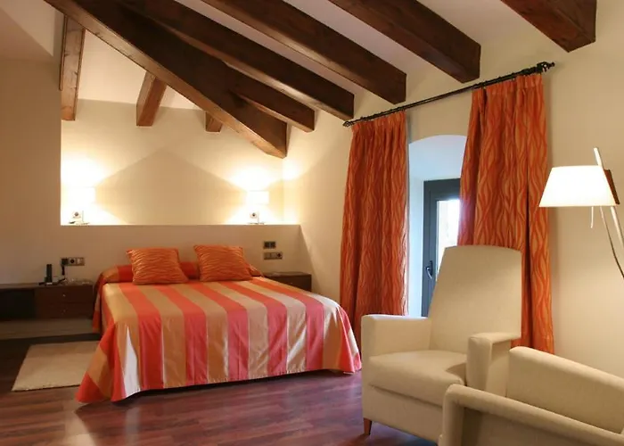 Castell De L'oliver Hotel Mataró